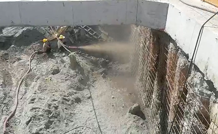 液壓泵送式混凝土濕噴機施工現場-2